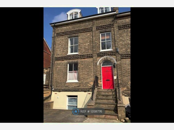 1 Bedroom Flat To Rent In Christchurch Street, Ipswich, IP4