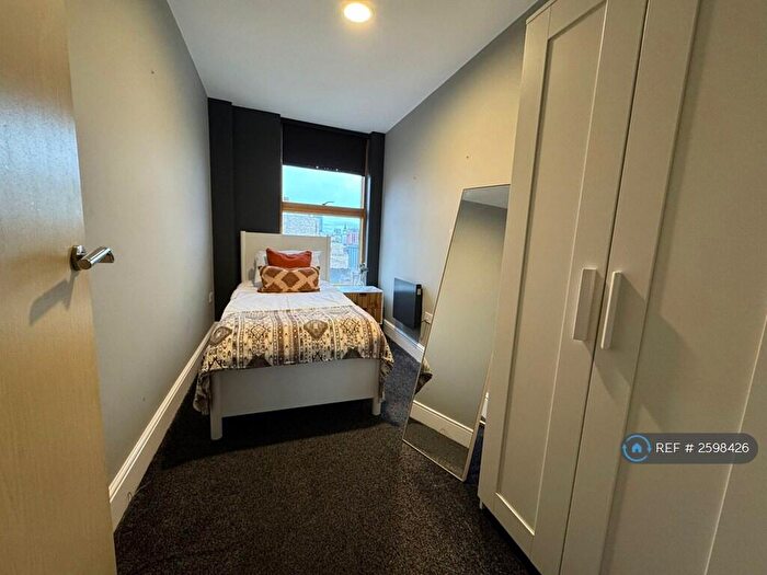 2 Bedroom Flat To Rent In Ancoats House, Manchester, M4