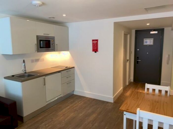 Studio To Rent In Scholes Street, Oldham, Greater Manchester, OL1