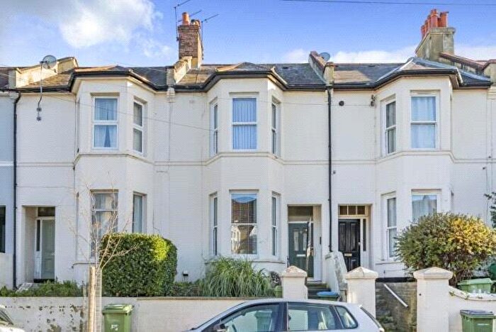 1 Bedroom Apartment For Sale In Eglinton Road, Woolwich, SE18