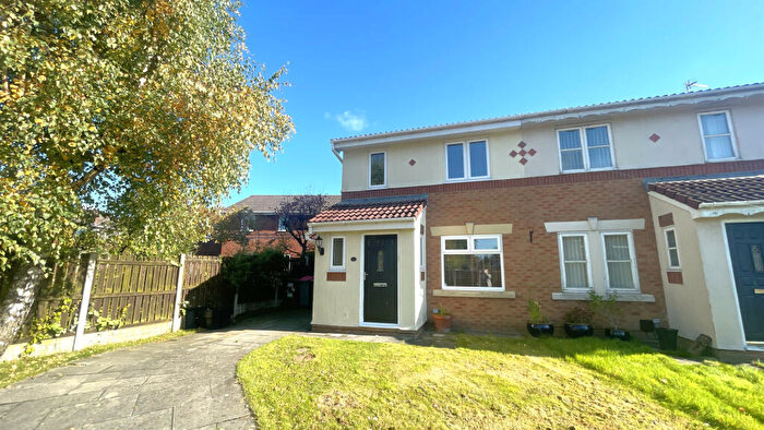 3 Bedroom Semi-Detached House To Rent In Rose Lea, Preston, PR2