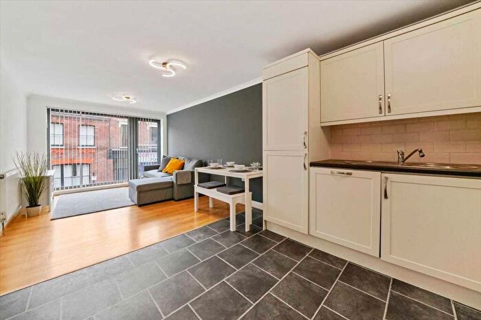 2 Bedroom Apartment To Rent In Browning Street, London, SE17