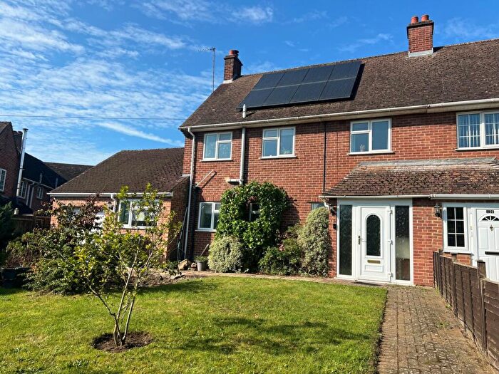 3 Bedroom Semi-Detached House To Rent In Lampacres, Shaw, Newbury, RG14