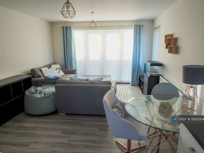 1 Bedroom Flat To Rent In Chapel Street, Devonport, Plymouth, PL1