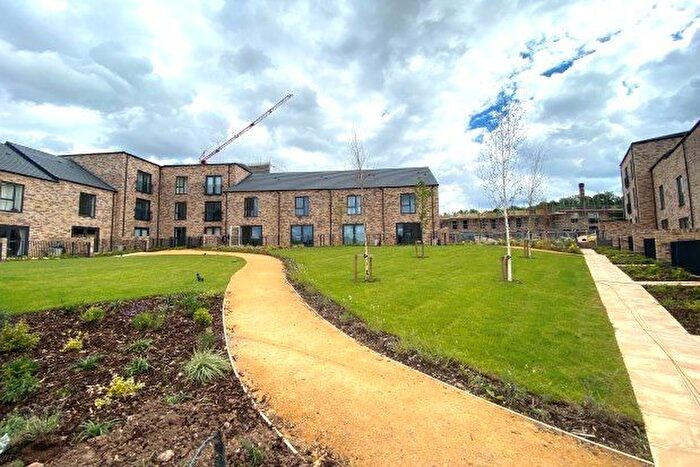 3 Bedroom End Of Terrace House To Rent In Lanchester Close, Birmingham, B12