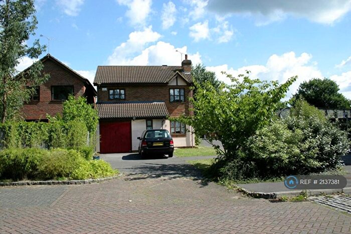 6 Bedroom Detached House To Rent In Lory Ridge, Bagshot, GU19