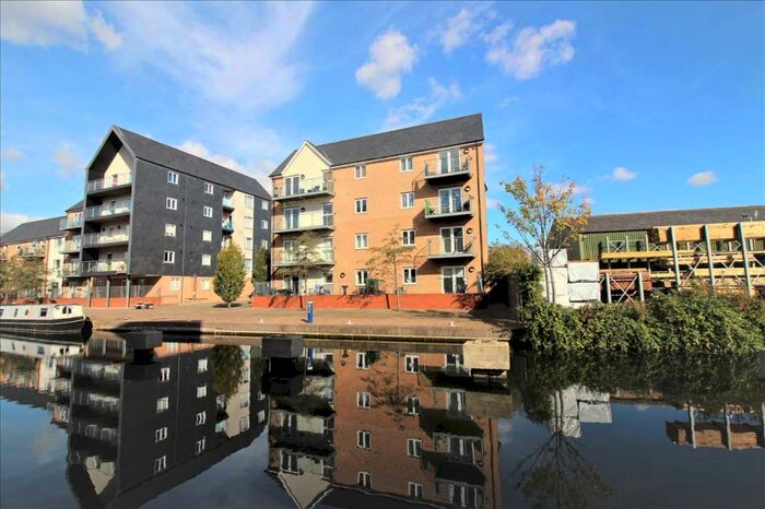 2 Bedroom Apartment To Rent In Cressy Quay, Indigo Wharf, Chelmsford, CM2