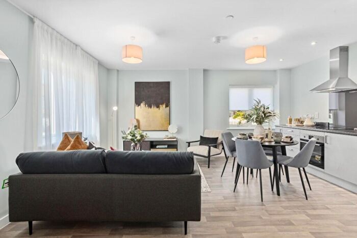 2 Bedroom Apartment For Sale In Riverside West, West Street, Erith, Kent, DA8