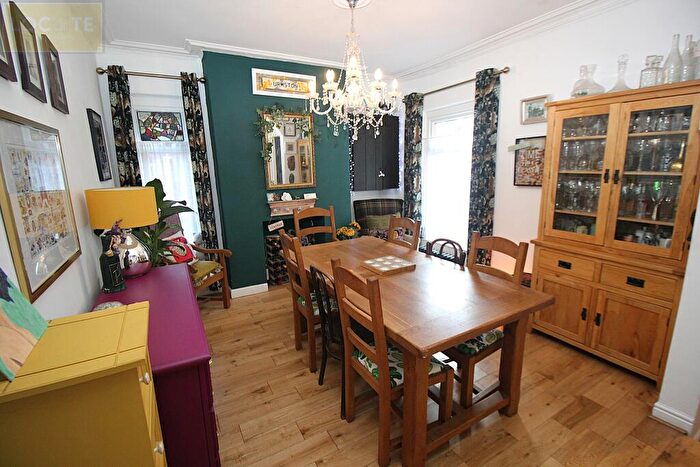 3 Bedroom End Of Terrace House For Sale In Beech Avenue, Urmston, M41