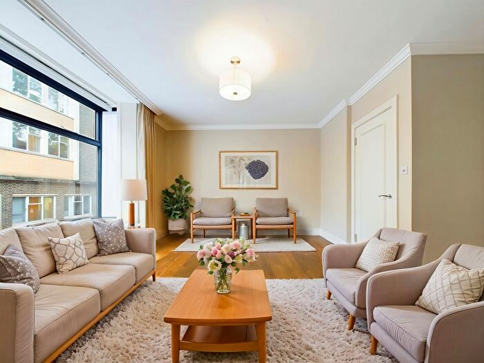 2 Bedroom Flat To Rent In Ridgmount Street, Bloomsbury, WC1E