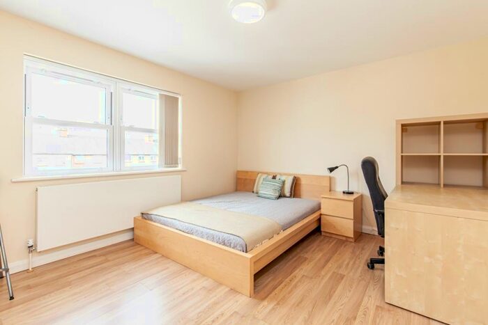 1 Bedroom Flat To Rent In Cowley Road, Oxford, OX4