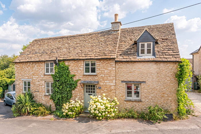 5 Bedroom Detached House For Sale In Grove Road, Sherston, SN16