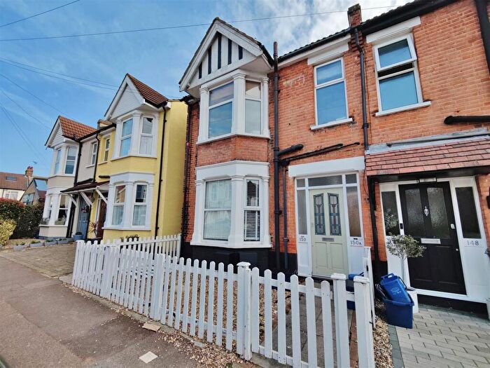 1 Bedroom Flat To Rent In Lymington Avenue, Leigh On Sea, Essex, SS9