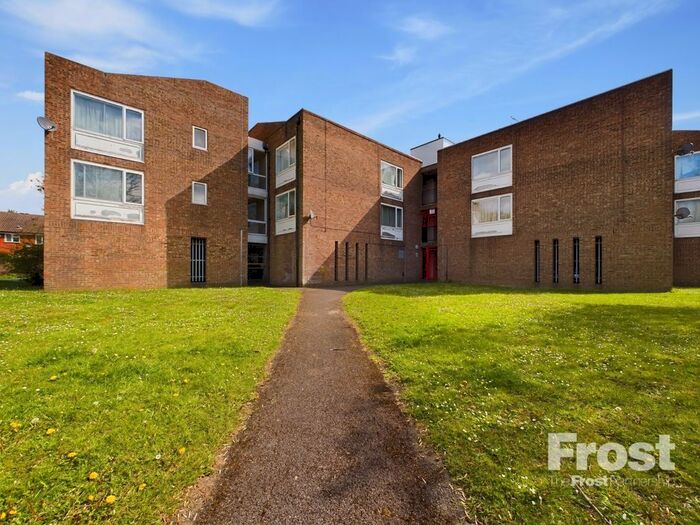 1 Bedroom Studio To Rent In Whitley Close, Stanwell, Staines-Upon-Thames, Surrey, TW19