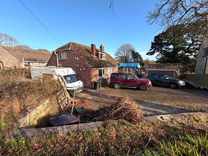 5 Bedroom Detached House For Sale In Haycrafts Lane, BH19