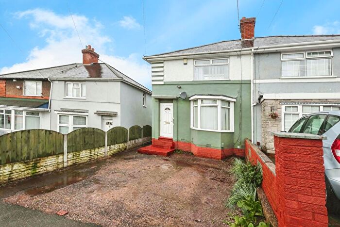 3 Bedroom Semi Detached House For Sale In Court Farm Road, Birmingham, West Midlands, B23