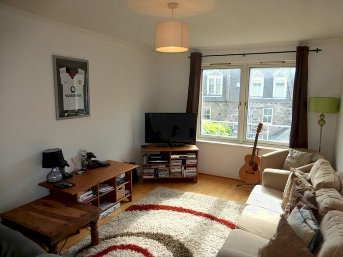 1 Bedroom Flat To Rent In Strawberry Bank Parade, City Centre, Aberdeen, AB11