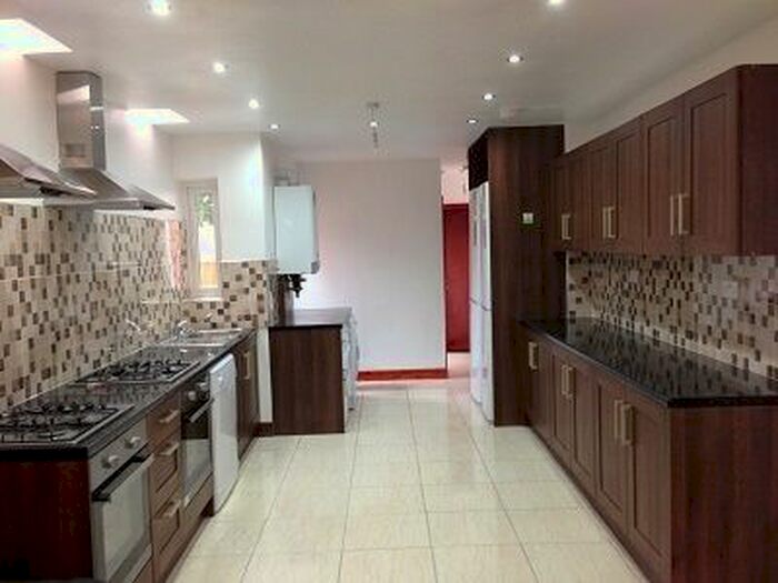 7 Bedroom Terraced House To Rent In Dawlish Road, Selly Oak B29