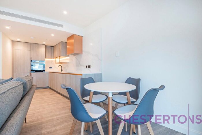 1 Bedroom Flat To Rent In Consort Place, Admirals Way, E14