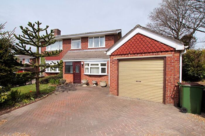 4 Bedroom Detached House For Sale In Lancaster Close, Portchester, PO16