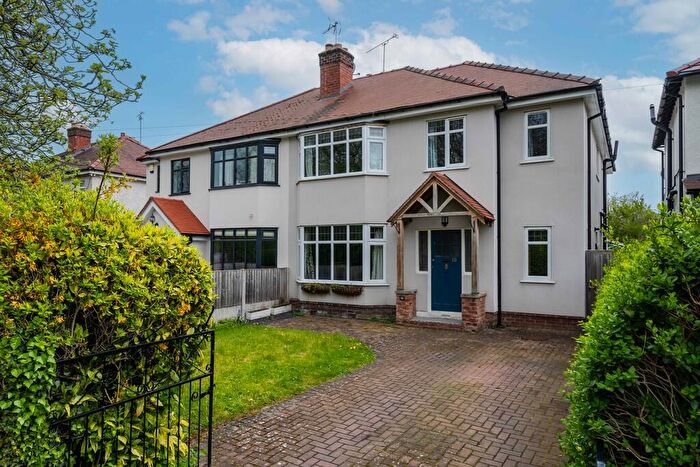 4 Bedroom Semi Detached House For Sale In Flag Lane North, Upton, CH2
