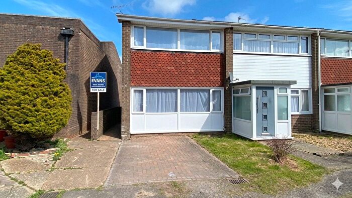 2 Bedroom End Terrace House For Sale In Meadow Lane, Lancing, West Sussex, BN15