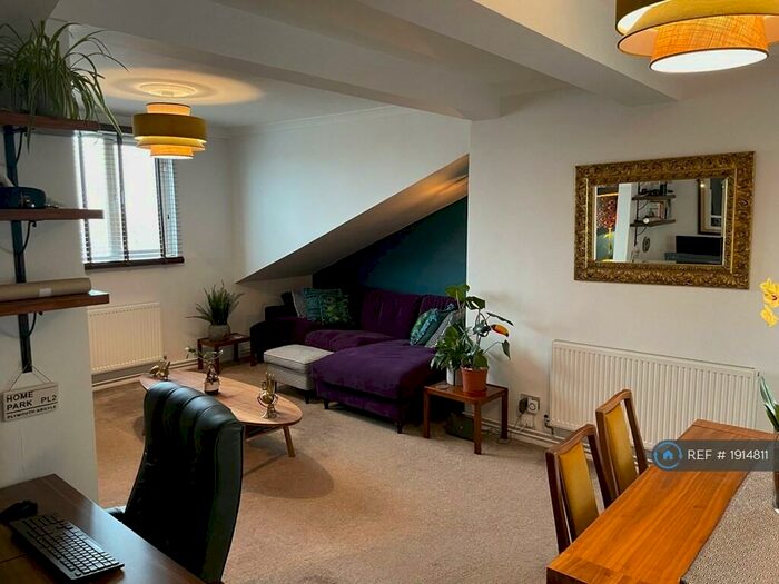 1 Bedroom Flat To Rent In Park Hill, Carshalton, SM5