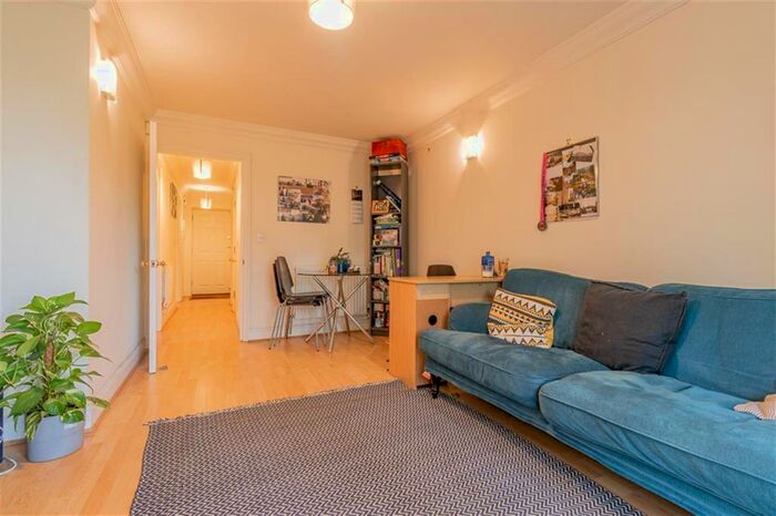 2 Bedroom Flat To Rent In Water Eaton Road, Oxford, OX2