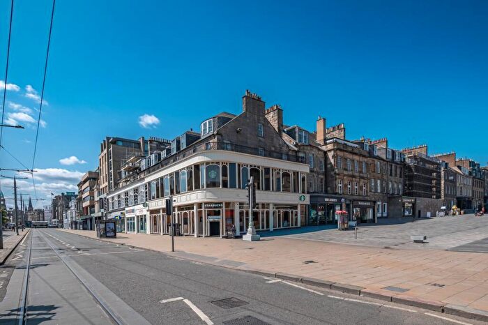 2 Bedroom Flat For Sale In / Castle Street, New Town, Edinburgh, EH2