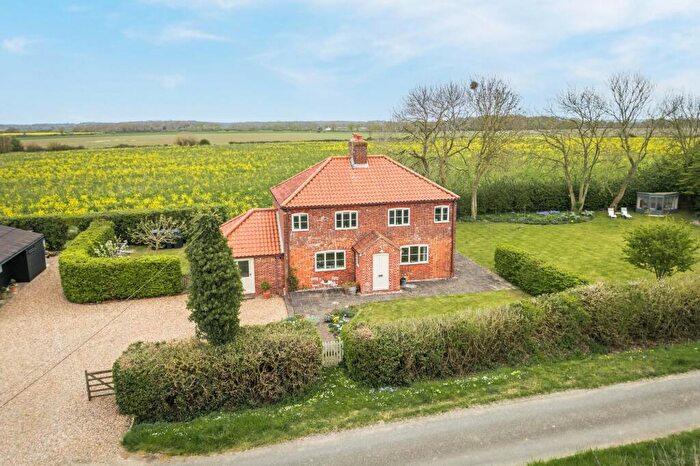 4 Bedroom Detached House For Sale In Quintessential Period Home With Annexe In Loddon Ingloss, NR14
