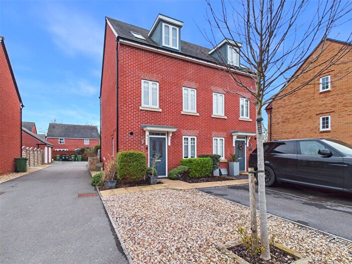 4 Bedroom Semi Detached House For Sale In Brambling Way, Hardwicke, Gloucester, Gloucestershire, GL2