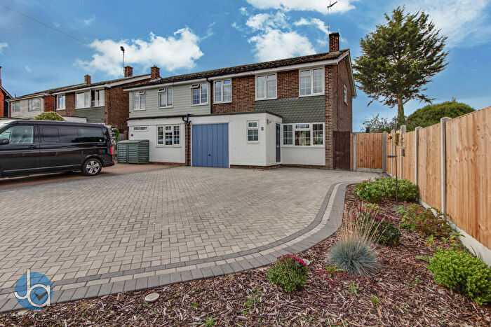 4 Bedroom Semi-Detached House For Sale In D'arcy Road, Tiptree, Colchester, CO5