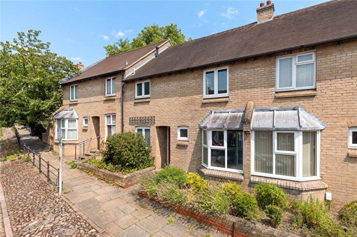 3 Bedroom Terraced House For Sale In Shelly Row, Cambridge, Cambridgeshire, CB3