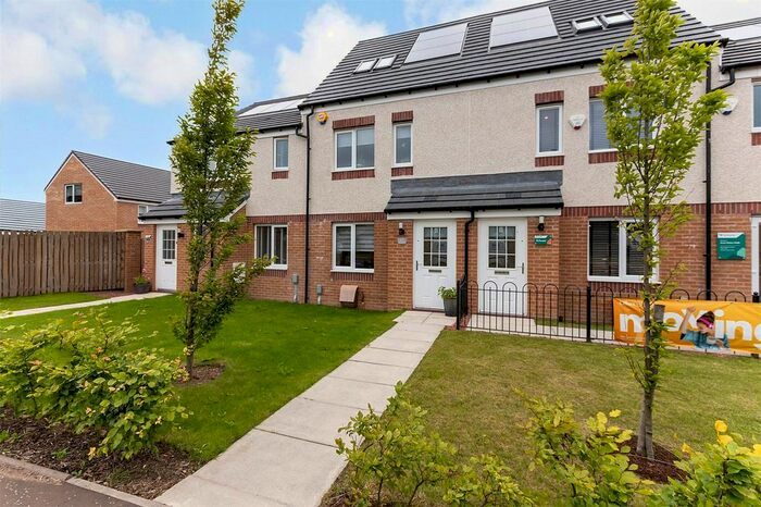 3 Bedroom Terraced House For Sale In Strathaven Road, Stonehouse, Larkhall, South Lanarkshire, ML9