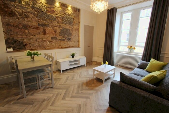 2 Bedroom Flat To Rent In Caledonian Road, Edinburgh, EH11