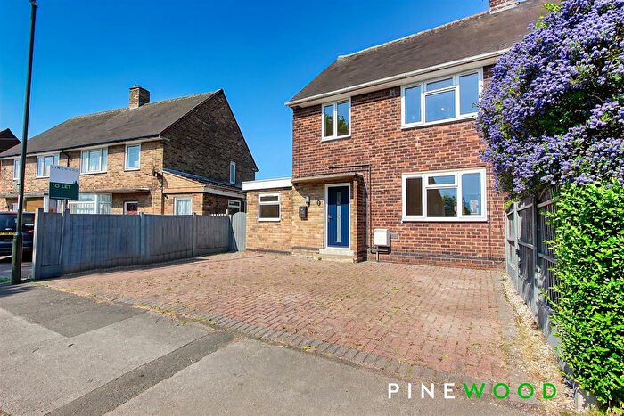 3 Bedroom Semi-Detached House To Rent In Hillman Drive, Inkersall, Chesterfield, Derbyshire, S43