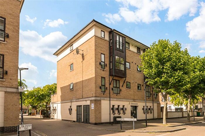2 Bedroom Flat For Sale In Osbourne House, Wesley Avenue, London, E16