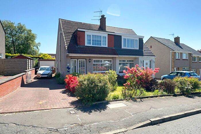 3 Bedroom Semi-Detached House For Sale In Breval Crescent, Hardgate, G81