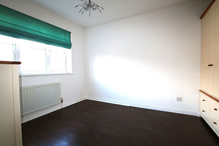 3 Bedroom Terraced House For Sale In High Street, Colnbrook, Slough, SL3