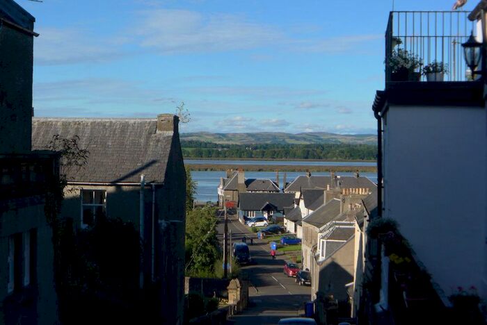 2 Bedroom Flat To Rent In 3 Cornhill Street, Newburgh KY14