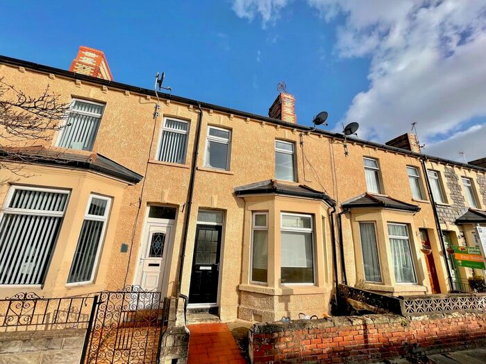 3 Bedroom Property To Rent In Castleland Street, Barry, CF63