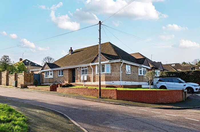 4 Bedroom Detached Bungalow For Sale In A, Kimble Crescent, Bushey, WD23