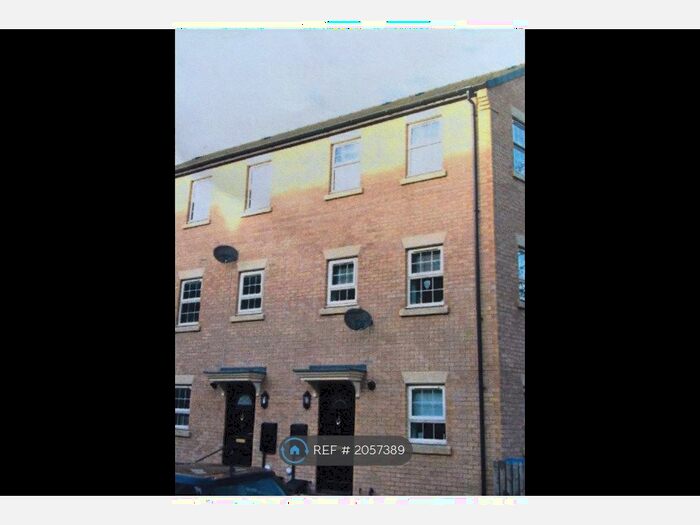 2 Bedroom End Of Terrace House To Rent In Towpath Way, Spondon, DE21