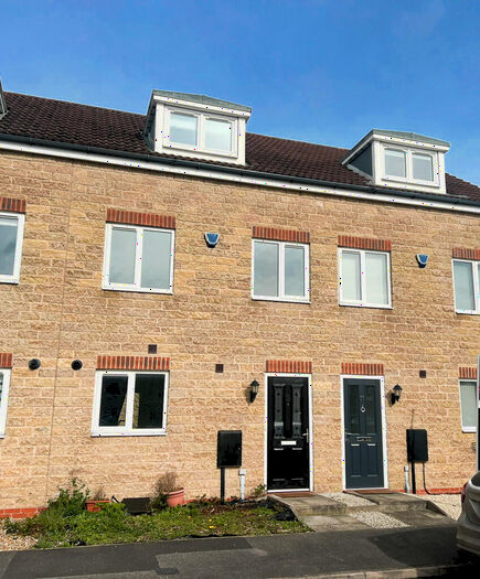 3 Bedroom Town House To Rent In Appleby Way, Lincoln, LN6