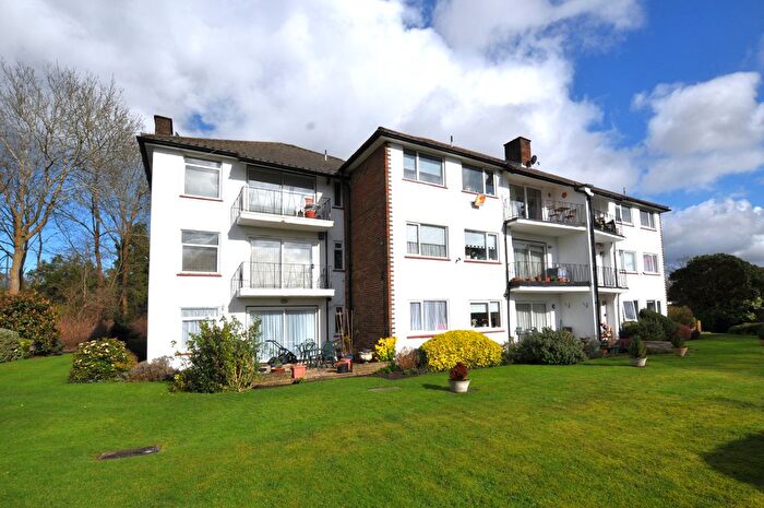 2 Bedroom Flat To Rent In Halsbury Close, Stanmore, HA7