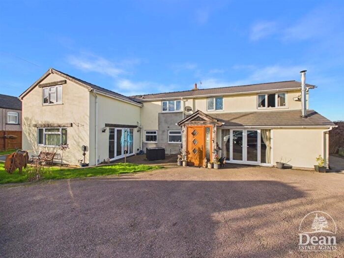 4 Bedroom Detached House For Sale In Old Road, Coalway, Coleford, GL16