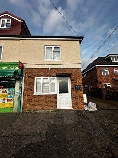 1 Bedroom Flat To Rent In Feltham Road, Ashford, TW15