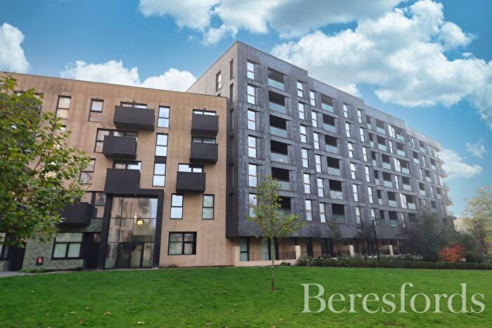 1 Bedroom Flat For Sale In Burgess Springs, Chelmsford, CM1