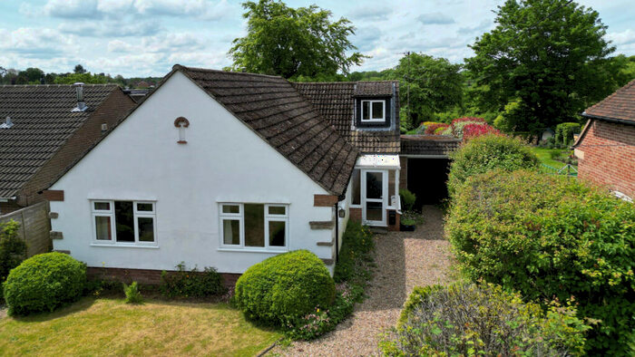 3 Bedroom Detached House For Sale In Sly Corner, Great Missenden, HP16