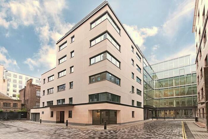 3 Bedroom Flat To Rent In Babmaes Street, London SW1Y